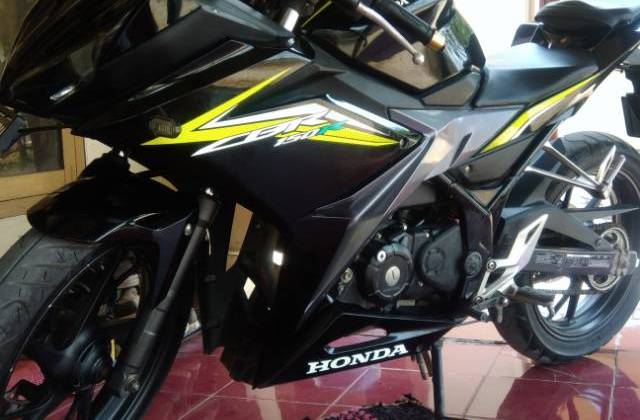Honda Cbr 150 2016
