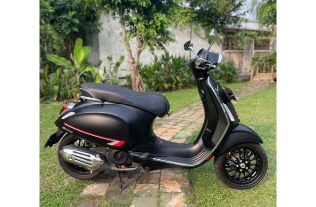 Vespa Matic Black Matte
