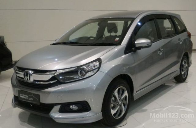 Kelebihan Dan Kekurangan Honda Mobilio 2014
