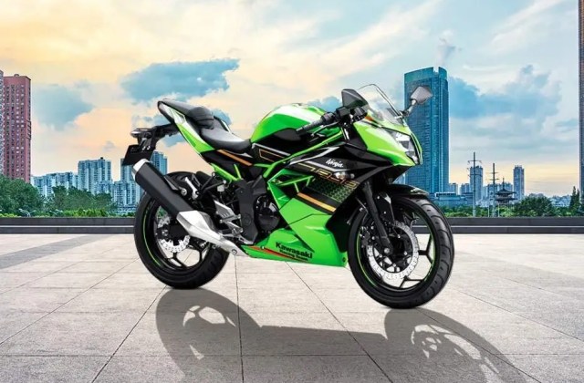 Kapasitas Oli Transmisi Kawasaki Ninja 250sl
