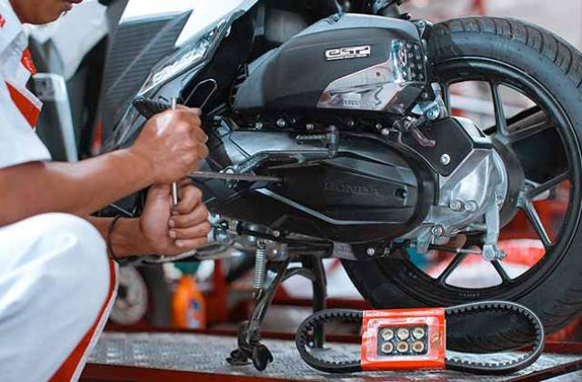 Biaya Turun Mesin Motor Vario 125

