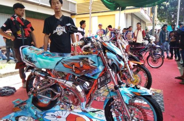 Rx King Biru Modifikasi Airbrush
