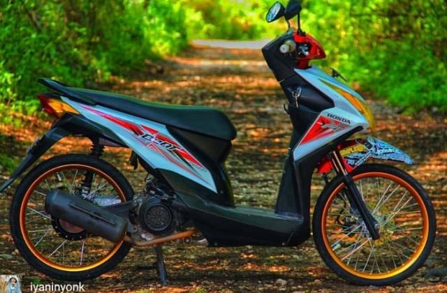 Warna Pelek Motor Scoopy
