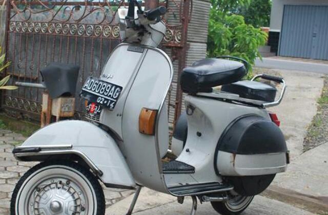 Vespa Px Exclusive
