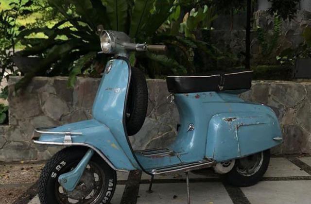 Vespa Lambretta

