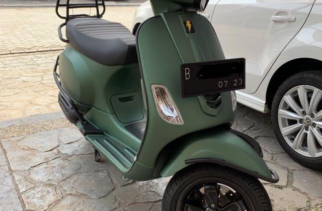 Vespa Hijau Army
