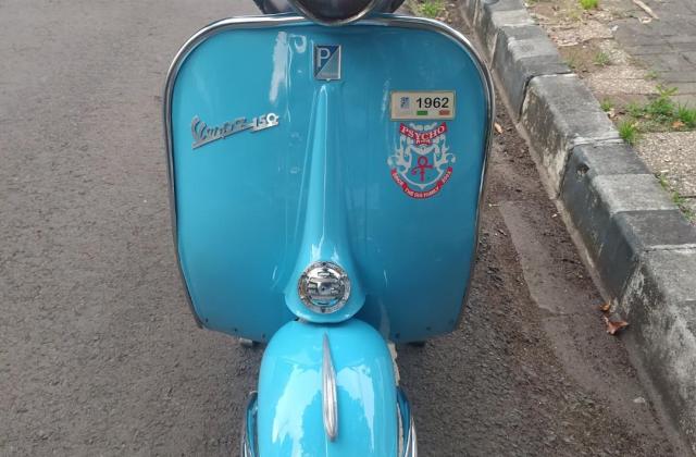 Vespa 62
