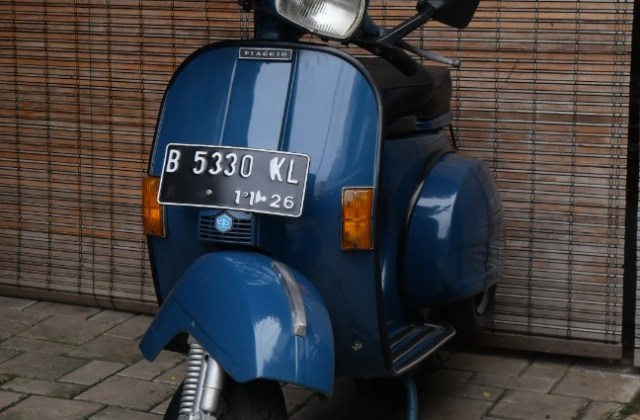 Vespa Ps 150 Original
