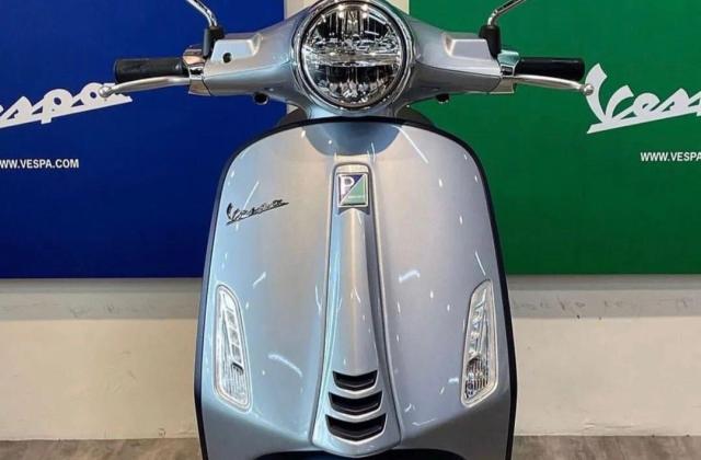 Vespa Grey
