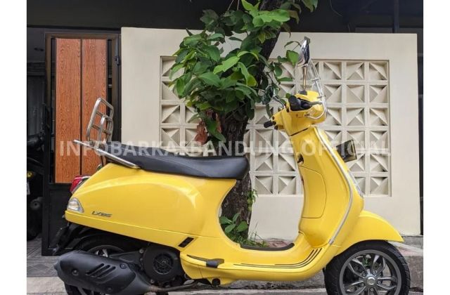 Vespa Lx I-get 125
