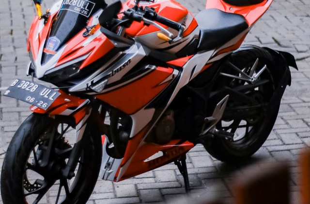 Honda Cbr 150 Repsol Modifikasi
