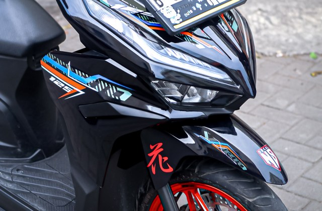 Honda Vario 150 Hitam
