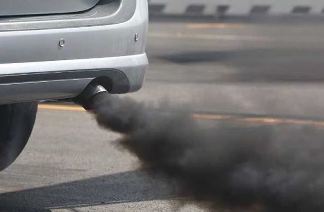 Penyebab Oli Keluar Dari Knalpot Motor
