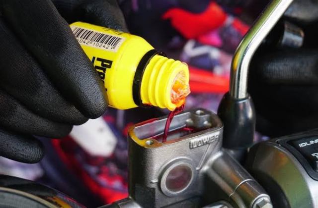Apa Yang Terjadi Jika Minyak Rem Motor Habis
