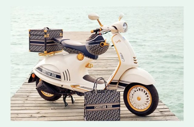 Spesifikasi Vespa 946

