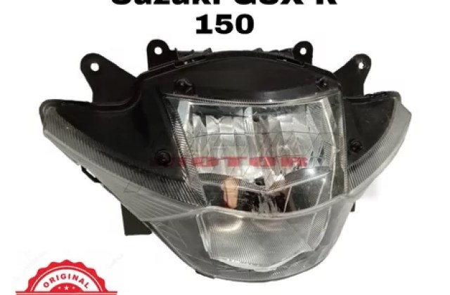 Head Lamp Pada Suzuki Gsx-r 150
