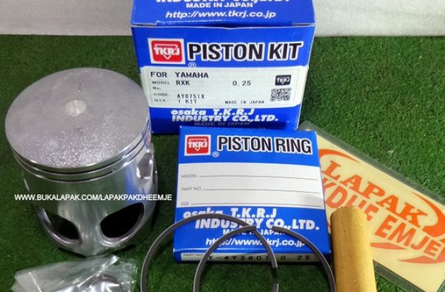 Arah Panah Piston Fiz R
