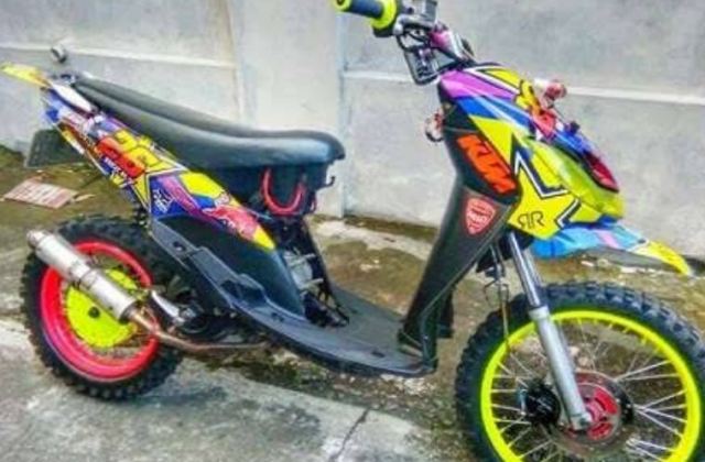 Modifikasi Motor Yamaha Mio

