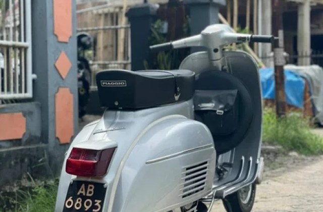 Vespa Original
