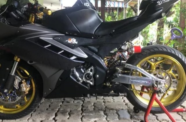 Ukuran Ban Standar Yamaha R15
