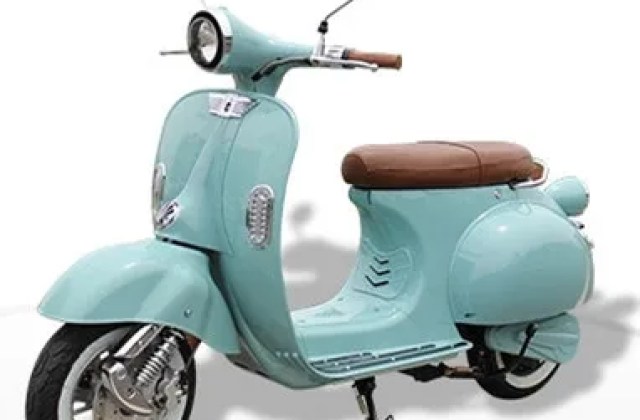 Motor Vespa Antik
