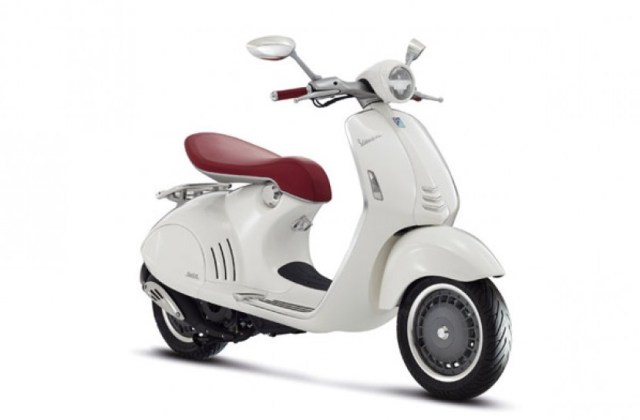 Vespa Warna Putih
