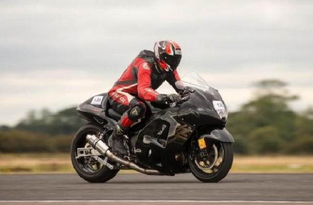 Berapa Kecepatan Motor Suzuki Hayabusa
