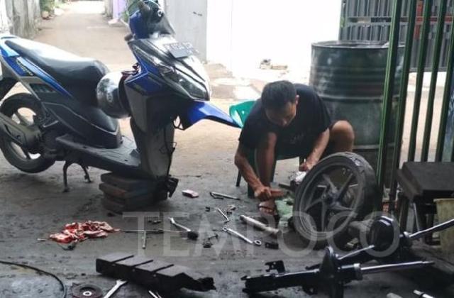 Shockbreaker Depan Bocor
