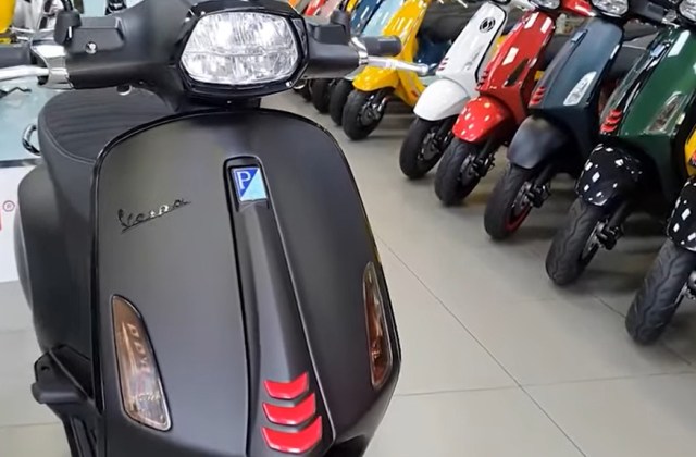 Vespa Matic Abu
