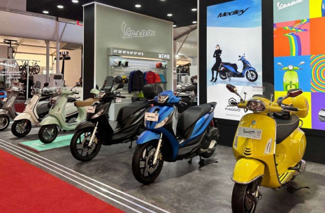 Piaggio Vespa Sprint
