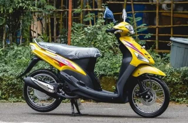Yamaha Mio Sporty 2004
