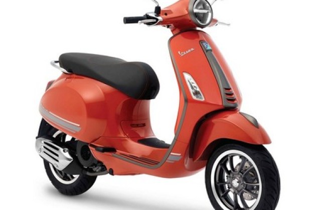Vespa Primavera Orange Tramonto
