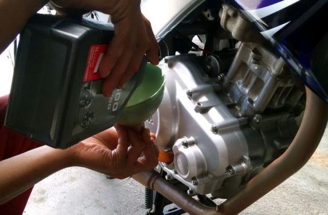 Kapan Harus Ganti Oli Motor Bebek
