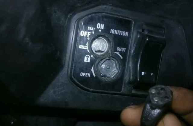 Cara Membuka Kunci Motor Vario Yg Tertutup
