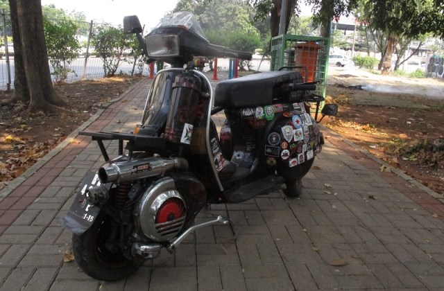 Vespa Modif Klasik
