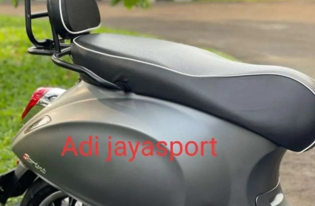 Vespa Matic Brand Apa
