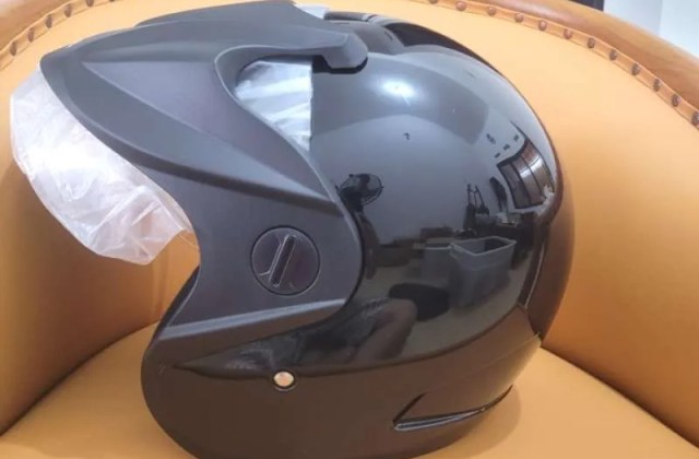 Helm Yang Cocok Untuk Motor Vario 150
