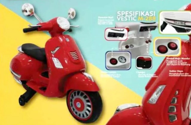 Vespa Ungu Candy
