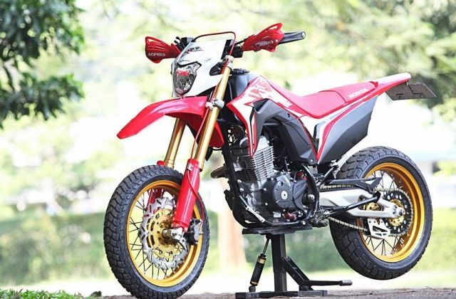 Modifikasi Klx 150 Menjadi Supermoto
